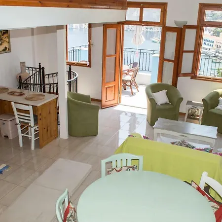 아파트호텔 Asymi Residences