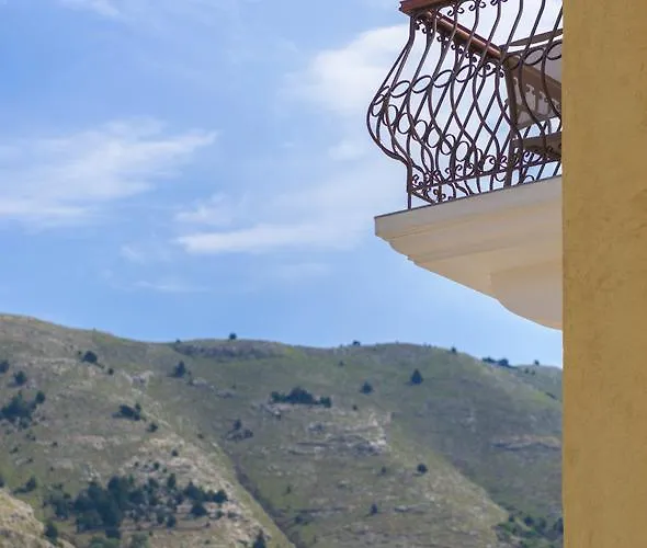 Asymi Residences 4* Simi